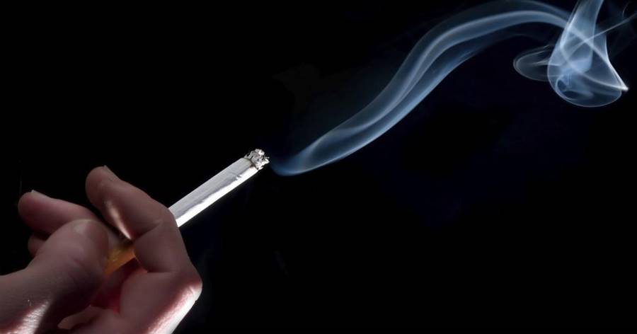 官员警告儿童发育迟缓 吸烟危害印尼人口红利